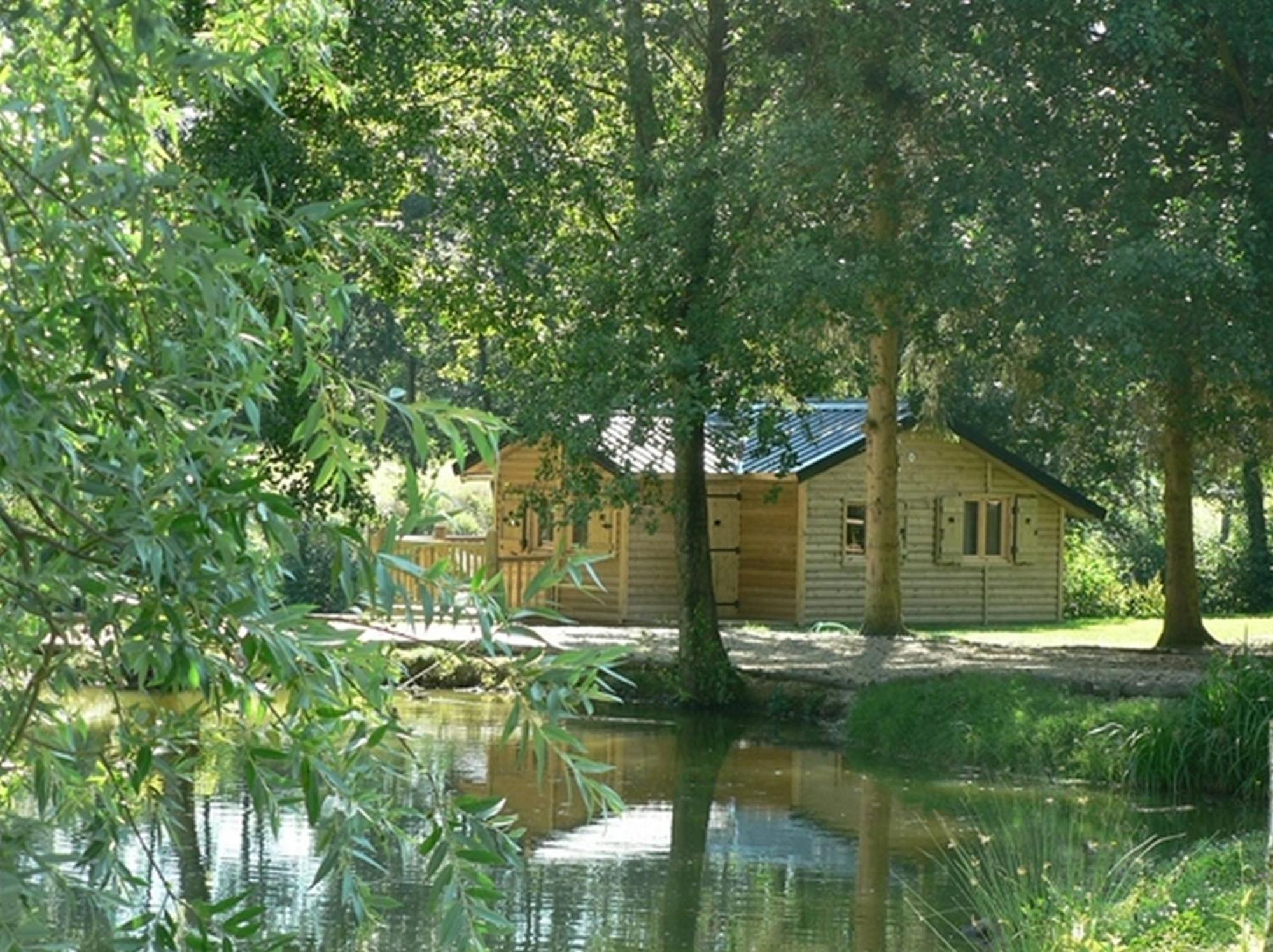Etangs Du Moulin Hotel Suzy Kültér fotó